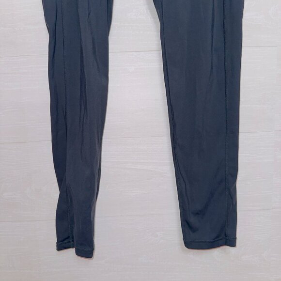 Amazon Branded Women's Gray High Waisted Side Pockets Athletic Leggings large - Picture 3 of 5